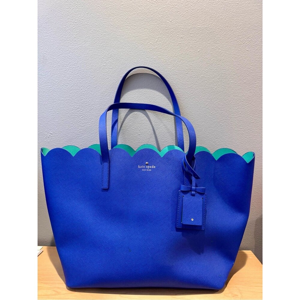 Kate Spade New York Lily Avenue Carrigan Scalloped Tote w/ Dust Bag